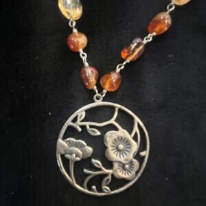 Vintage Delicate Floral Filigree Sterling Silver Medallion 20" Necklace